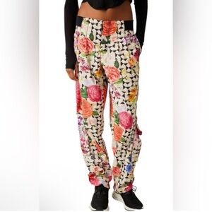 Free People FP Movement | Mesmerize Me Floral Cargo Pants Size Small